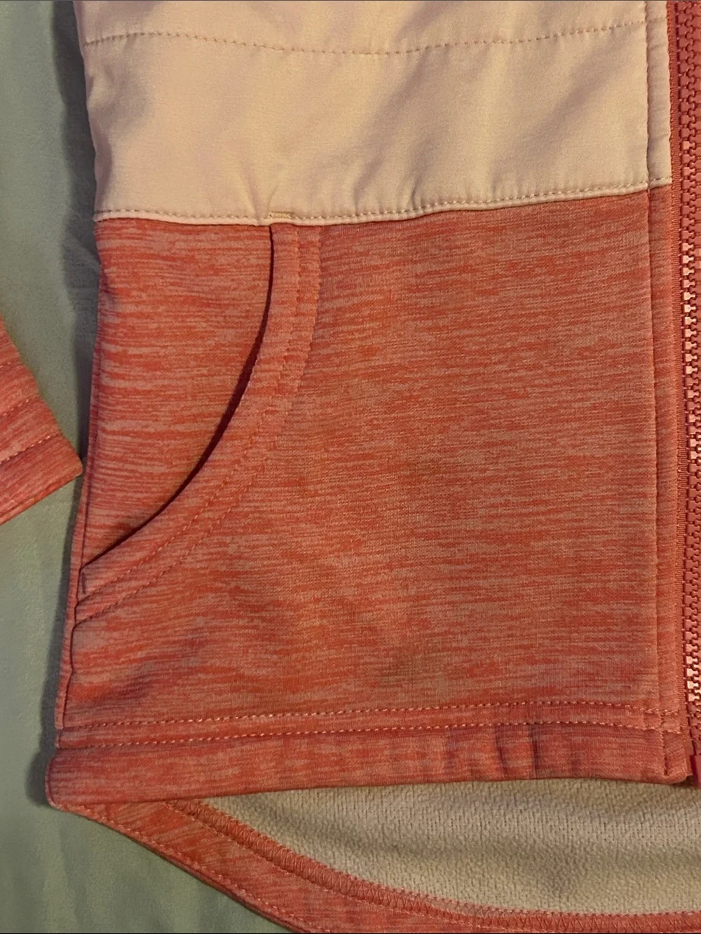 Columbia lightweight hooded
